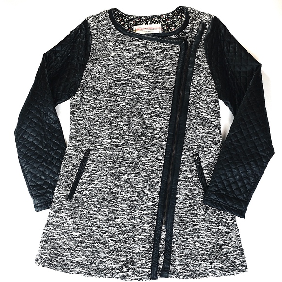 Anthropologie Jackets & Blazers - Anthropologie Medium Zip Knit Jacket